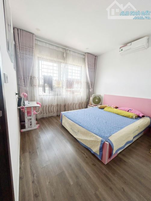 cho thuê chung cư Starup Tower - 19 Đại Mỗ, 3 phòng ngủ, đủ đồ 12 triệu - 2