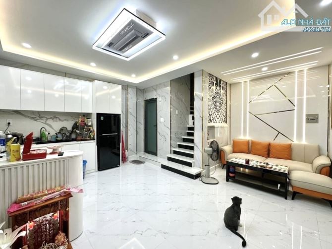 🏡💥MỚI Ở NGAY💥KHU V.IP PHAN XÍCH LONG💥SÁT MẶT TIỀN💥5 TẦNG💥40M2(NGANG 6M)💥CHỈ 8.3TỶTL - 2