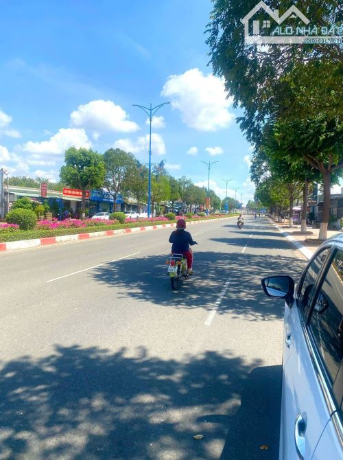 LÔ GÓC 2 MẶT TIỀN TỈNH LỘ 44A ( VÕ THỊ SÁU) VỀ BIỂN PHƯỚC HẢI- TRUNG TÂM THỊ TRẤN ĐẤT ĐỎ - - 2
