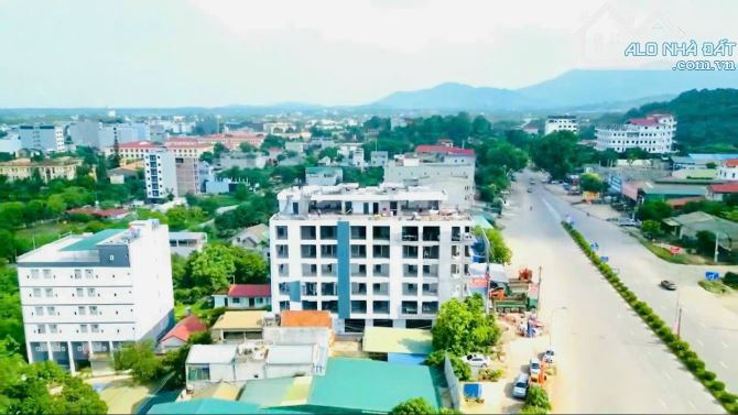 Tài Chính chưa đến 2,4 tỷ có ngay 1 lô góc đường thông cách đại học FPT khoảng 1,5 km - 2