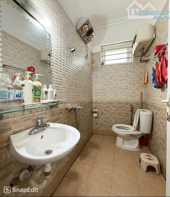 Bán nhà 3 tầng 82,6m² giá chỉ 3,2 tỷ– Ô tô đỗ cửa tại An Trì, Hùng Vương  Hồng Bàng Hải Ph - 2