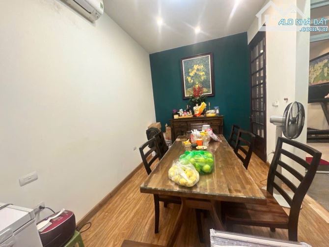 ĐỘI CẤN - Nhà đẹp dân xây 108m2 5 tầng MT 6.8m - Vỉa hè - Ô tô dừng tránh đỗ- KD- 41 tỷ - 2