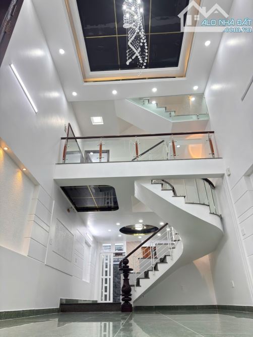 Bán nhà mặt tiền Huỳnh Tấn Phát gần chùa Bà Châu Đốc giá nhỉnh 15% so với thị trường. - 2