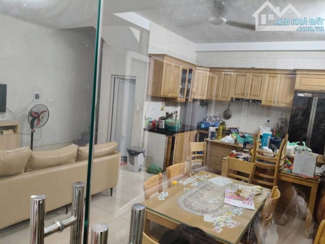 MẶT PHỐ LÊ TRỌNG TẤN ,ÔTÔ ĐỖ CỬA ,CHỦ NHÀ QUÂN ĐỘI -94M -MẶT PHỐ 6M- 27,9 TỶ - 2