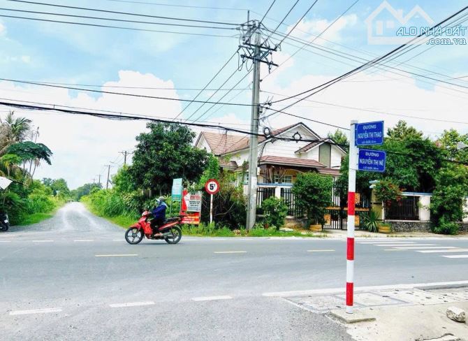 Đất bán 2 mặt tiền đường Xã Phú Hoà Đông cách Nguyễn Thị Nên100m 574m2 300m2 thổ cư - 2