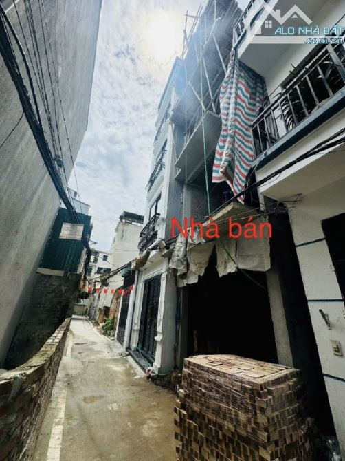 🔥 BÁT KHỐI – VỊ TRÍ HIẾM – THANG MÁY – 2 MẶT THOÁNG – Ô TÔ VÀO NHÀ 🔥 Giá chào  11,750 tỷ - 2