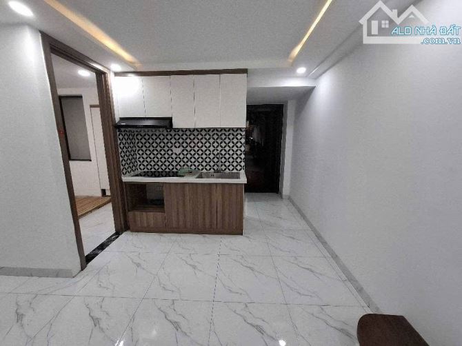 Ba gác đỗ cửa, toà nhà mới, thang máy êm ru.Ngõ thông khắp ngả, nhà có thể đi nhiều lối và - 2