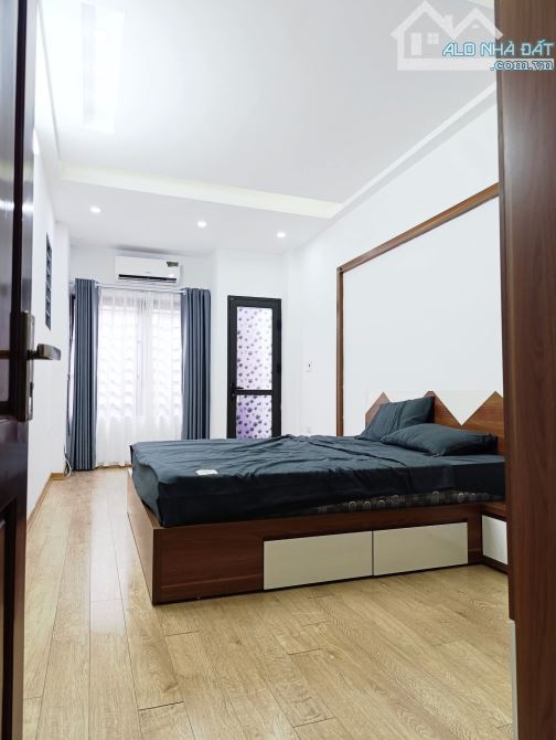 ĐƯỜNG TRƯƠNG ĐỊNH. 36M² x 5 TẦNG. GIÁ 7,6 TỶ. MẶT NGÕ, TRƯỚC NHÀ RỘNG 3M. GẦN Ô TÔ. - 2