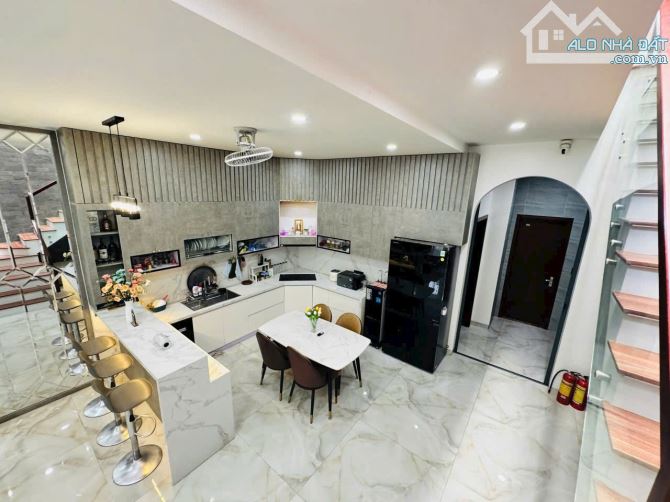 CHO THUÊ NHÀ 2 TẦNG ĐẸP LUNG LINH GẦN BẾN XE PHÍA NAM, HUẾ - 2