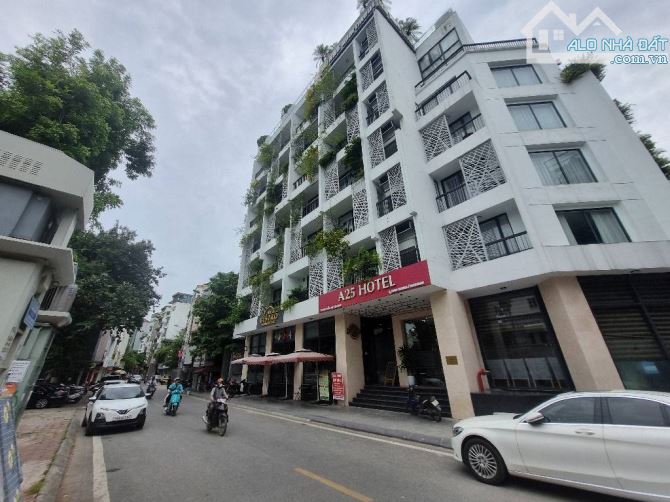 Khu HOÀNG CẦU – 6 tầng 45m chỉ 10.8 tỷ - LÔ GÓC, MẶT TIỀN RỘNG, FULL NỘI THẤT, THANG MÁY - 2