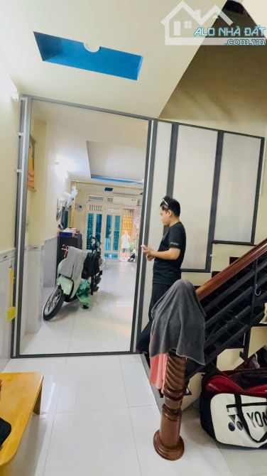 BÁN NHÀ KHU TÊN LỬA, 48m2, 3PN, SHR, HẺM THÔNG, GẦN MT VÀ CÔNG VIÊN, 4.8 TỶ - 2