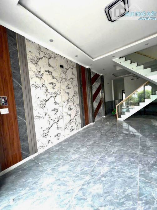 SỞ HỮU NHÀ LẦU HIỆN ĐẠI CHỈ VỚI 2 TỶ 150 🏡 - 2