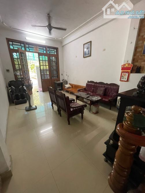 Cực Hiếm. Nhà 3 tầng 1 tum 72m2, Mt 4,4m.KĐT Trần Lãm. Giá chỉ 6 tỷ - 2