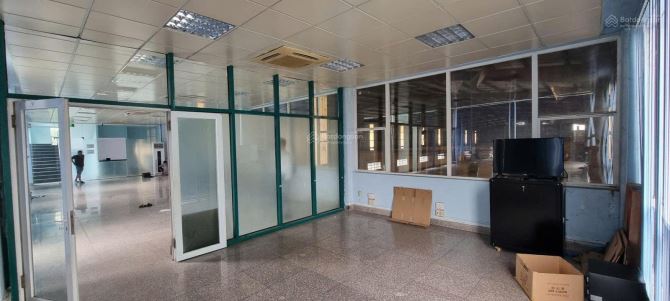 Cho thuê kho 2.600m² KCN Tân Tạo, Bình Tân, PCCC đầy đủ,container 24/7 - 2