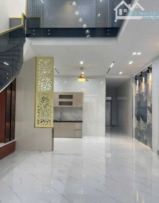 GÁC LỬNG HIỆN ĐẠI, GẦN KDL BỬU LONG GIÁ 1TY480 ĐƯỜNG XE HƠI - 2
