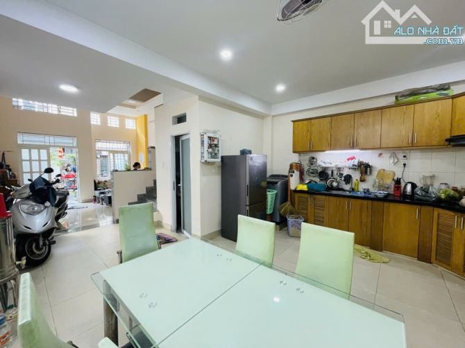 HIếm!! 5 Tầng BTCT Chắn Chắn Ngang Đẹp Sát MT Lê Văn Sỹ Chỉnh 9 Tỷ 60 m2 - 2