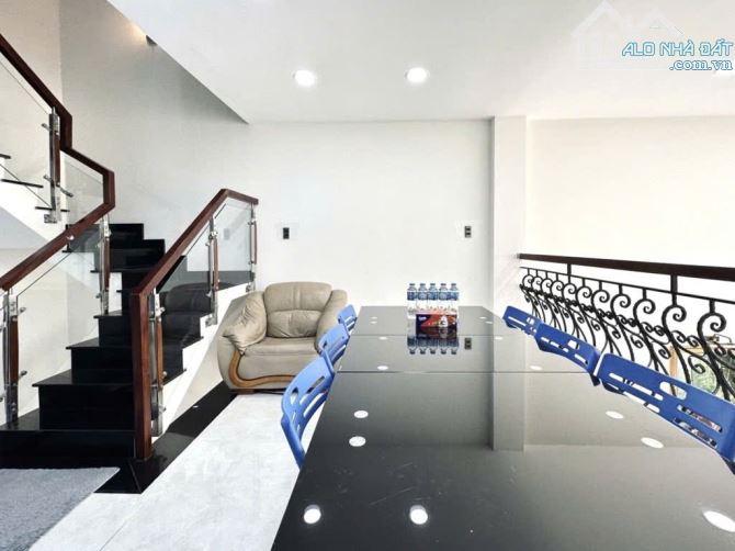 Nhà 63,6m2 5 tầng nở hậu 1 trục Hoàng Hoa Thám - Phan Đăng Lưu - xe hơi vào nhà - nhà mới - 2