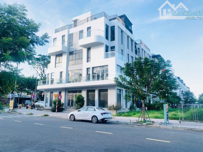 🛑 Shophouse 3 mặt tiền đại lộ Nguyễn Sinh Sắc Vip nhất khu vực - 2