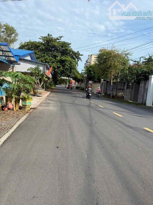 CẦN THANH LÝ LÔ ĐÂT 160M2 NGAY TRUNG CHỢ LỘC AN LONG ĐẤT, BRVT CHỈ TỪ 6TR/M2 - 2