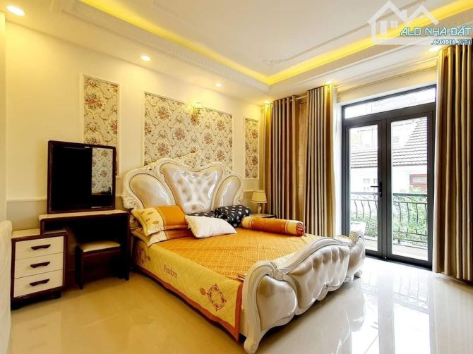 Chỉ 39 tỷ thu nhập khủng 210 triệu Tòa nhà hầm 6 lầu Nguyễn Trãi Quận 5, DT: 6.4x20m - 2