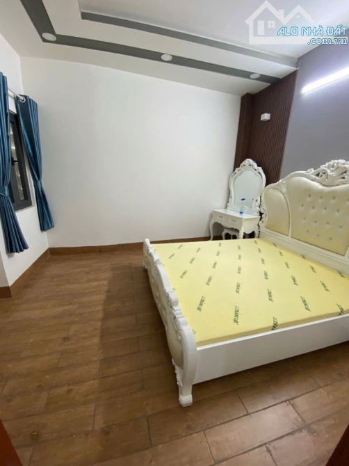 PHÂN LÔ CAO TẦNG, HẺM XE HƠI TRÁNH, GẦN VẠN PHÚC CITY, 5 TẦNG 4,5X14 NHỈNH 9 TỶ. - 2