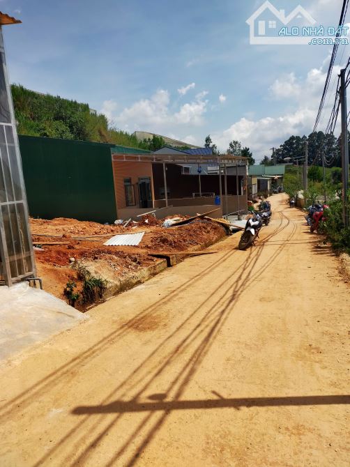Bán lô đất 🔥3 Tỷ - Thị trấn Lạc Dương- Đà Lạt 290m²- Đất ở 100m² - 2