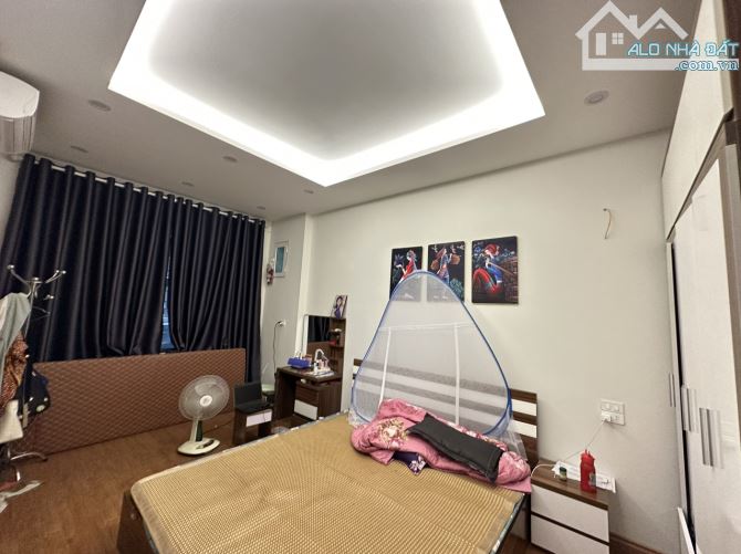 Bán nhà dân Hoàng Hoa Thám 41/44m2 4 tầng ô tô đỗ cách 20m ,giá 8,75 tỷ có thương lượng . - 2