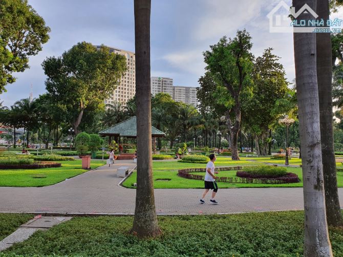 VIEW CÔNG VIÊN GIA ĐỊNH - 3 bước ra mặt tiền Bạch Đằng - F2, 3.9x10 (nở hậu nhẹ) 2T, 7. tỷ - 2