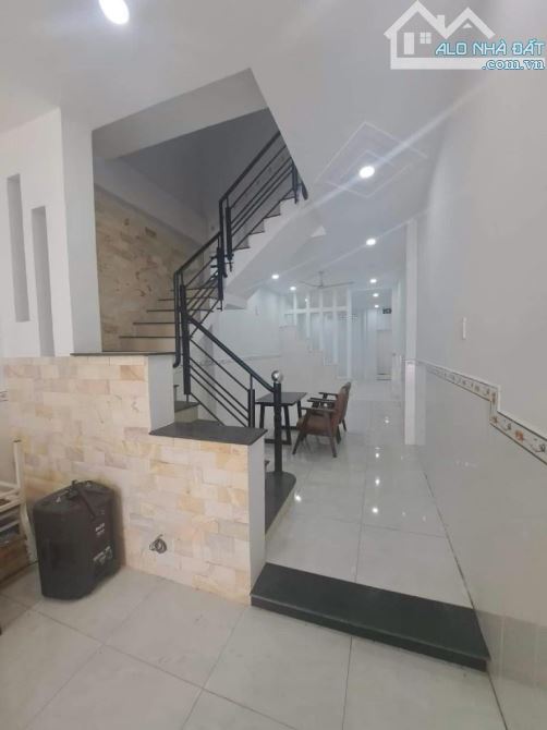 NHÀ SỔ RIÊNG 111M2-HOÀN CÔNG ĐẦY ĐỦ-HẺM XH TỚI NHÀ-NGAY CẦU LONG KIỂNG - 2
