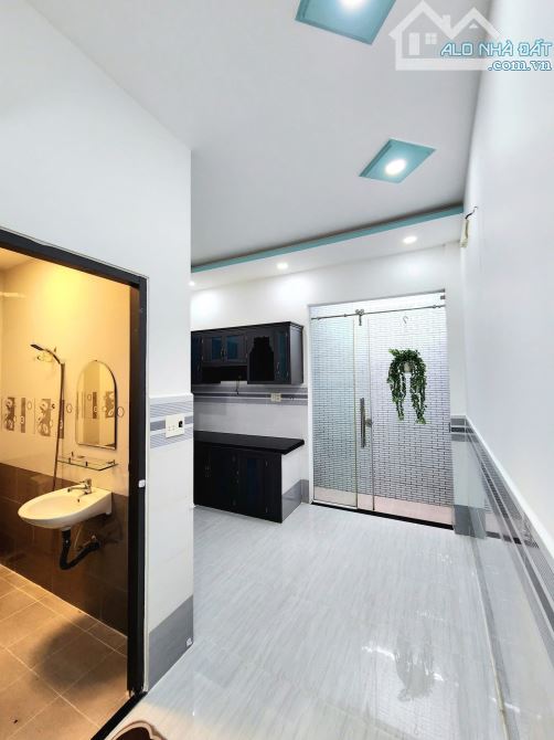 Bán Nhà 2 Tầng Quận 8, DT:4,4*10 - SHR, Phạm Thế Hiển - P6, Ko QH, Nhà Mới Đẹp, Giá 4,x Tỷ - 2