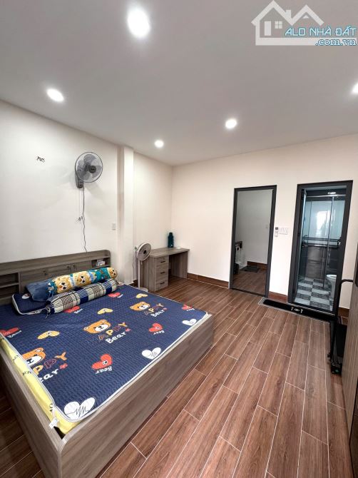 CẦN BÁN NHÀ ĐẸP CHÍNH CHỦ 4 TẦNG ST - DƯỚI 6 TỶ - QUẬN 4 - 2