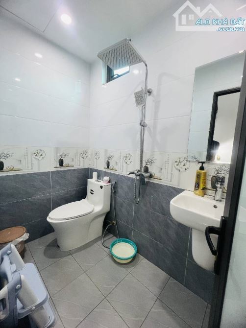 🏘️🌳SIÊU PHẨM 5 TẦNG 39 M2 LAI XÁ ,HOÀI ĐỨC - NHÀ ĐẸP LÔ GÓC -- 20M Ô TÔ_💰NHỈNH 6 TỶ - 2