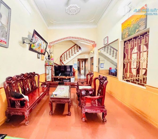 Chính chủ bán đất tặng nhà TRẦN ĐẠI 30m² - 5,5 tỷ mặt tiền rộng, ngõ thoáng - 2