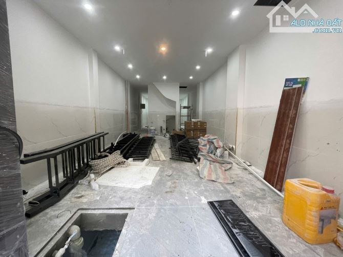 BÁN CCMN CỔ NHUẾ – BẮC TỪ LIÊM - 54M² x 7 TẦNG – GIÁ 13.5 TỶ - 2