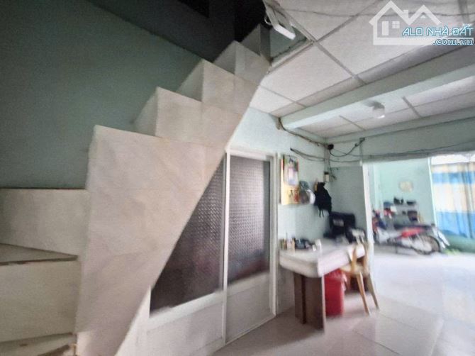 BÁN NHÀ  HẺM Ô TÔ 89M2 ĐƯỜNG NGUYỄN XIỂN P. LONG THẠNH MỸ GIÁ 3 TỶ 5 - 2