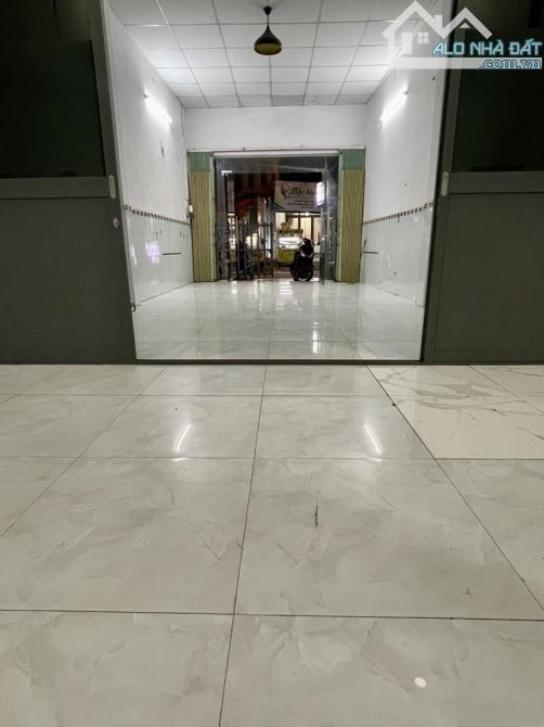 Mặt tiền đường Bùi Quang Là P.12 GV, 2 tầng 102m2, nhỉnh 10 tỷ - 2