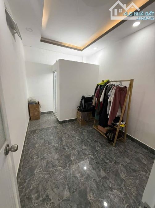Bán NHÀ TRUNG TÂM QUẬN 7 45M² VUÔNG VỨC 2 TẦNG CHẮC CHẮN SỔ HỒNG RIÊNG nhỉnh 3 Tỷ - 2