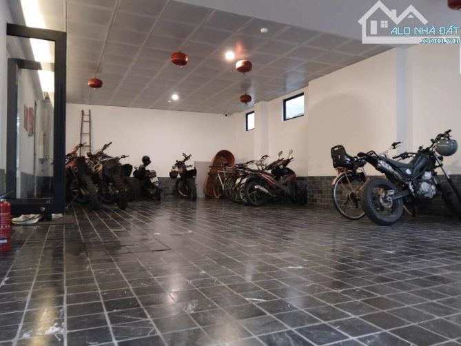BÁN TÒA NHÀ CĂN HỘ DỊCH VỤ TÂY HỒ – 8 TẦNG, MT 10M, VIEW HỒ TÂY, DOANH THU 180TR/ THÁNG - 2
