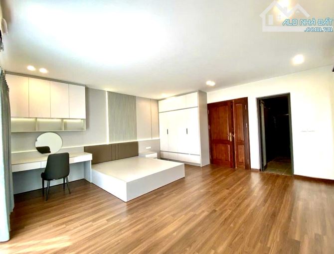 Mới keng mặt phố Vũ Tông Phan, vỉa hè 5m, KD, tương lai sáng, 45m*5T - 2