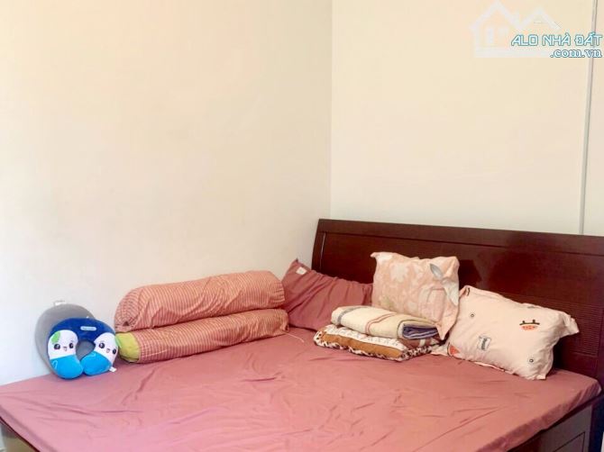 Cần cho thuê nhà 2 lầu 2 phòng ngủ hẻm Phùng Văn Cung, Phú Nhuận - 2