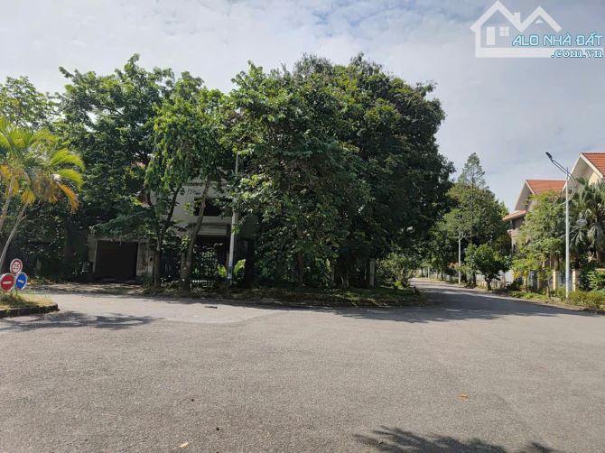 🏡 BÁN BIỆT THỰ ĐƠN LẬP LÔ GÓC – KĐT LONG VIỆT, QUANG MINH, MÊ LINH, HÀ NỘI  ✨ Diện tích: - 2