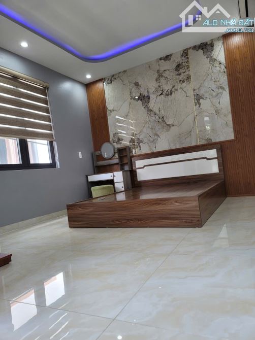 Nhà 3 Tầng 3 Mê Lô Góc Kiệt 2m5 Phan Thanh Gần Đh Duy Tân - 2