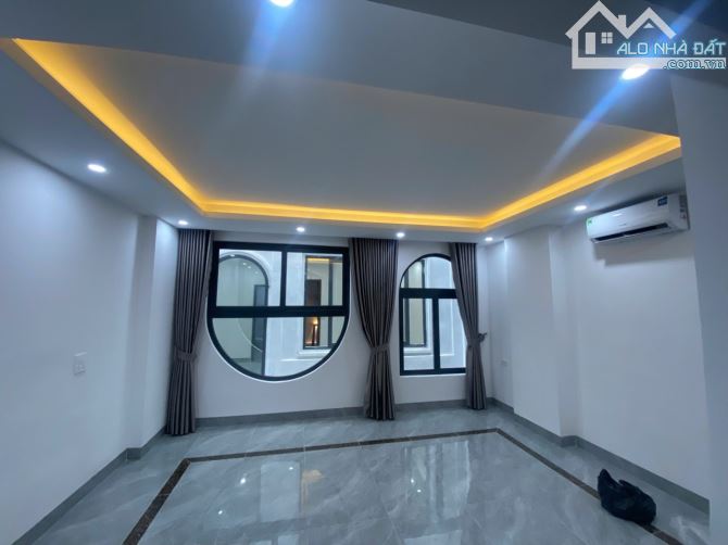 Cho thuê nhà ngõ 1160 Đường Láng dt 55m, 4 tầng, 4 PN, ô tô vào nhà - 2