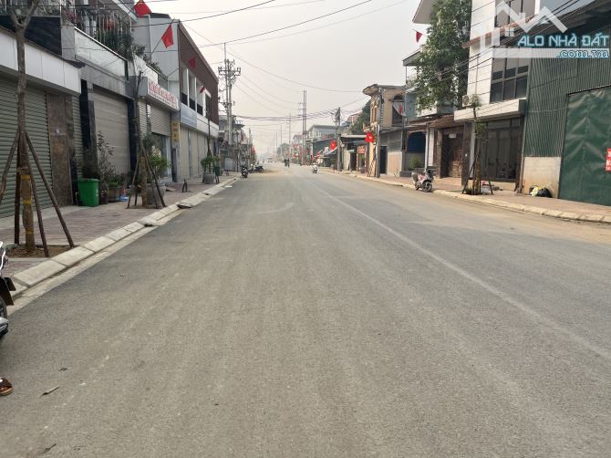 Bán đất 118m mặt đường kinh doanh gần trường đại học tại Xuân Khanh - Sơn Tây - 2