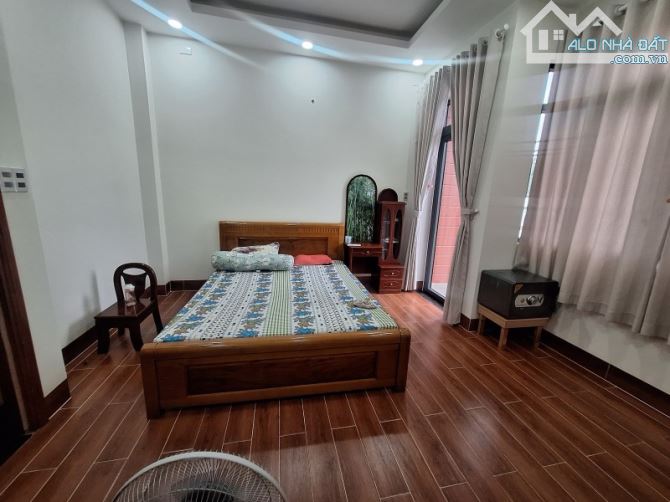 TĂNG NHƠN PHÚ B - NHÀ 4 TẦNG ĐẸP - 3PN - NGAY MẶT TIỀN - PHÙ HỢP MUA Ở - 2