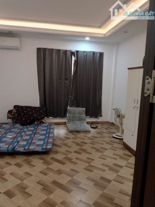 Bán nhà riêng 30m2 x 5 Tầng, 5 tỷ 500 tại Ngõ 272 Đường Ngọc Hồi, Hoàng Liệt, Hoàng Mai, H - 2