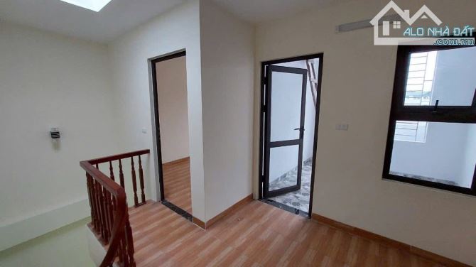 Bán nhà 5 tầng mới kính koong tại yên nghĩa Hà Đông  ,mt rộng 6 ngủ thoải mái - 2