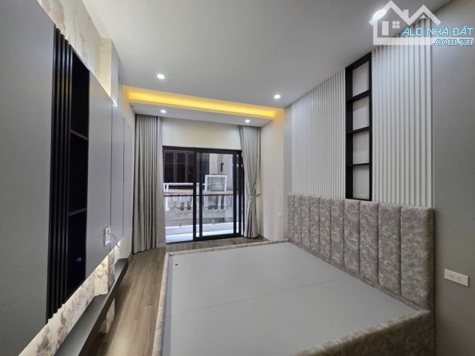 BẠCH MAI-TT HAI BA TRƯNG-CỰC HIẾM-PHÂN LÔ CÁN BỘ-DÂN XÂY CHẮC CHẮN-2 MẶT NGÕ THOÁNG TRƯỚC - 2