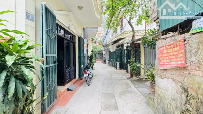 NHÀ CHẮC CHẮN - ĐẸP Ở NGAY - 5 TẦNG ĐỦ CÔNG NĂNG. - 2