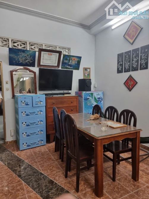 Nhà HXH tránh Tô Ngọc Vân, Linh Đông, 72m², 2 lầu, giá 6.2 tỷ - 2